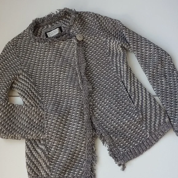 Anthropologie Angel of The North Tipperary Frayed Button Cardigan Jacket Grey S - Picture 3 of 13